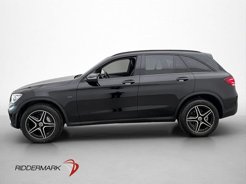 Bild 4 av Mercedes-Benz GLC 300 e 4MATIC 4M 320hk AMG Drag Värmare Kamera