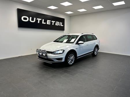 Volkswagen Golf Alltrack 2.0 TDI 184hk 4Motion Drag Carplay B-Kamera