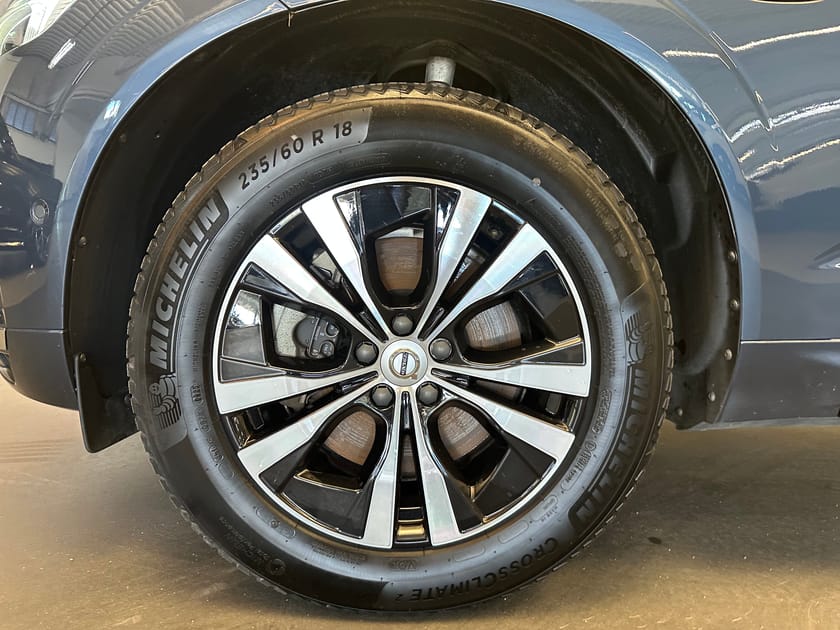 Bild 5 av Volvo XC60 Recharge T6 Core Edition / Panoramatak / Dragkrok / 360 Kamera /