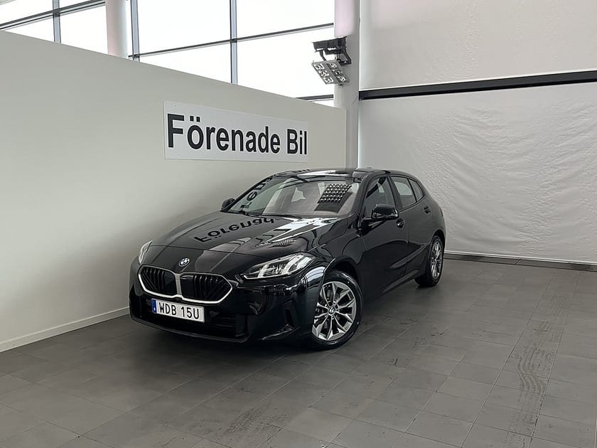 Bild 1 av BMW 120 Automat Rattvärme 17" Driving Assist