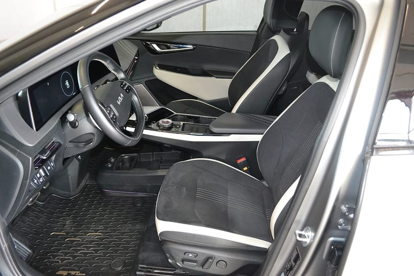 Bild 4 av Kia EV6 77.4 kWh AWD GT-Line Drag Navi 325hk