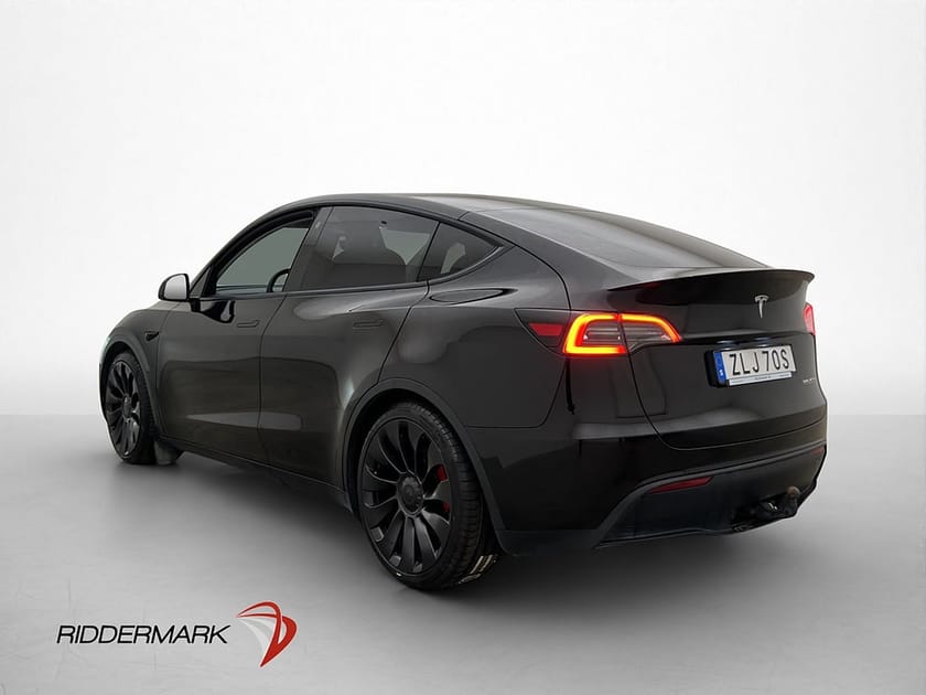 Bild 5 av Tesla Model Y Performance Svensksåld Drag MOMS
