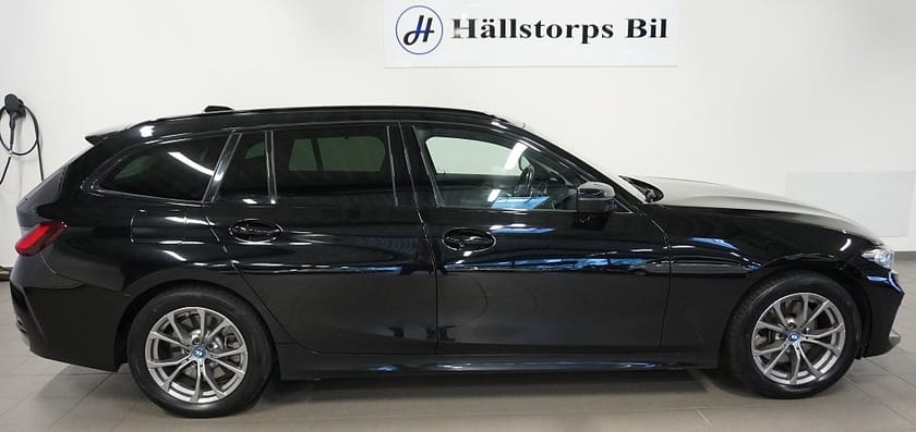 Bild 3 av BMW 330e xDrive Touring