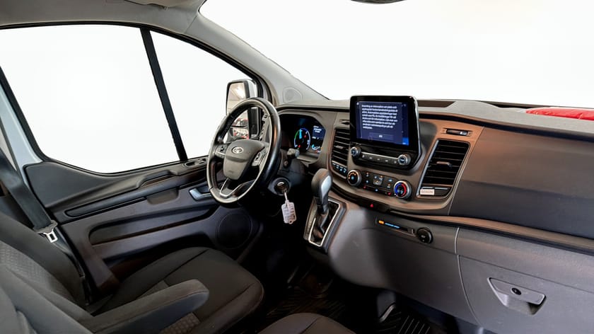 Bild 4 av Ford Transit Custom 340 Plug-in Hybrid Plug-in/ Kamera / CarPlay / S+V Hjul