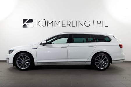 Volkswagen Passat Variant GTE 1.4 TSI DSG Sekventiell 218hk Cockpit/BLIS/Carplay