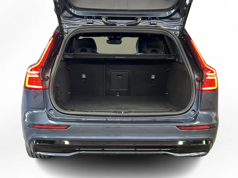 Bild 13 av 15 – Volvo V60 T6 Plus Dark Nordic Edition Plus Nordic Edition