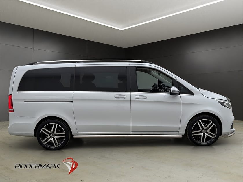 Bild 1 av Mercedes-Benz V 300d 4MATIC 3.2t 300 Avantgarde Värmare Drag El-dörr