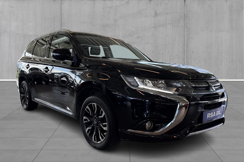 Bilde 4 av Mitsubishi Outlander PHEV Instyle AWD Ryggekam Tectylbehandlet Rattvarme+++