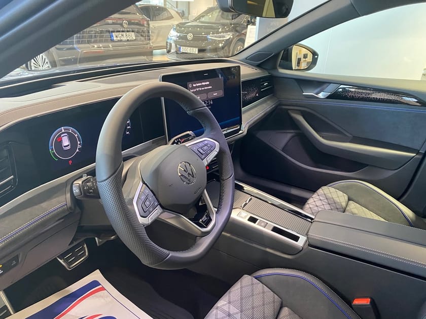 Bild 4 av Volkswagen Passat Variant eHybrid R-LINE 1.5 TSI 272HK
