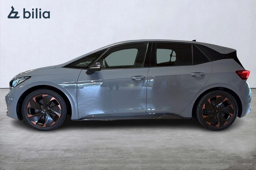 Bild 2 av CUPRA Born 58 58, 204hk PILOT L /360-KAMERA
