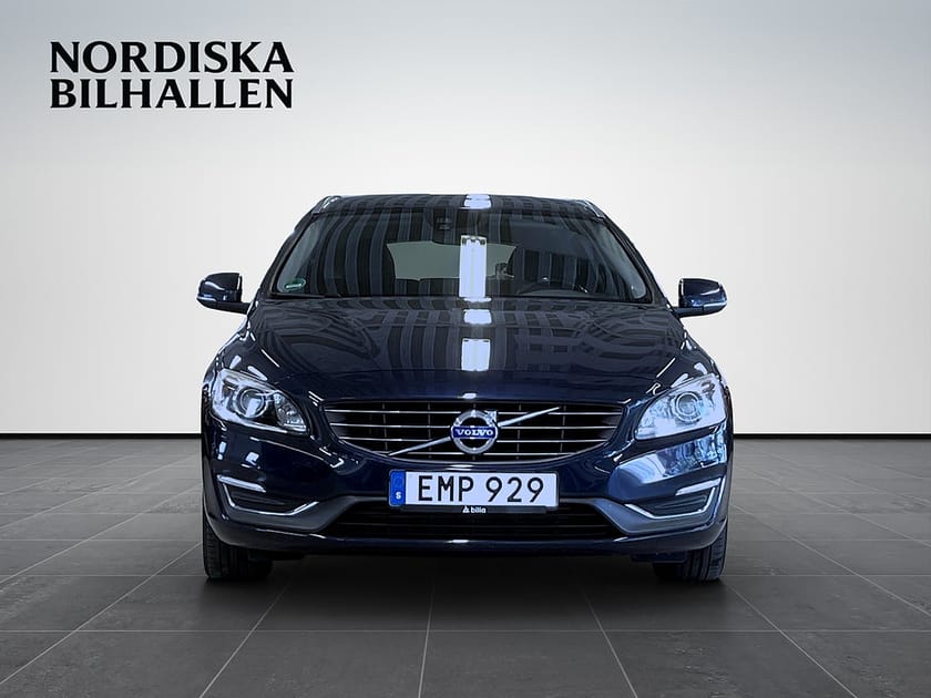 Bild 2 av Volvo V60 D4 AWD Geartronic Summum Business Edition Drag Värmare