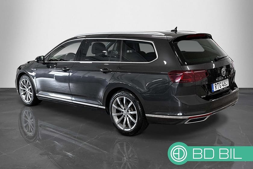 Bild 2 av Volkswagen Passat Sportscombi GTE COCKPIT VÄRMARE DRAGK KAMERA MOMS