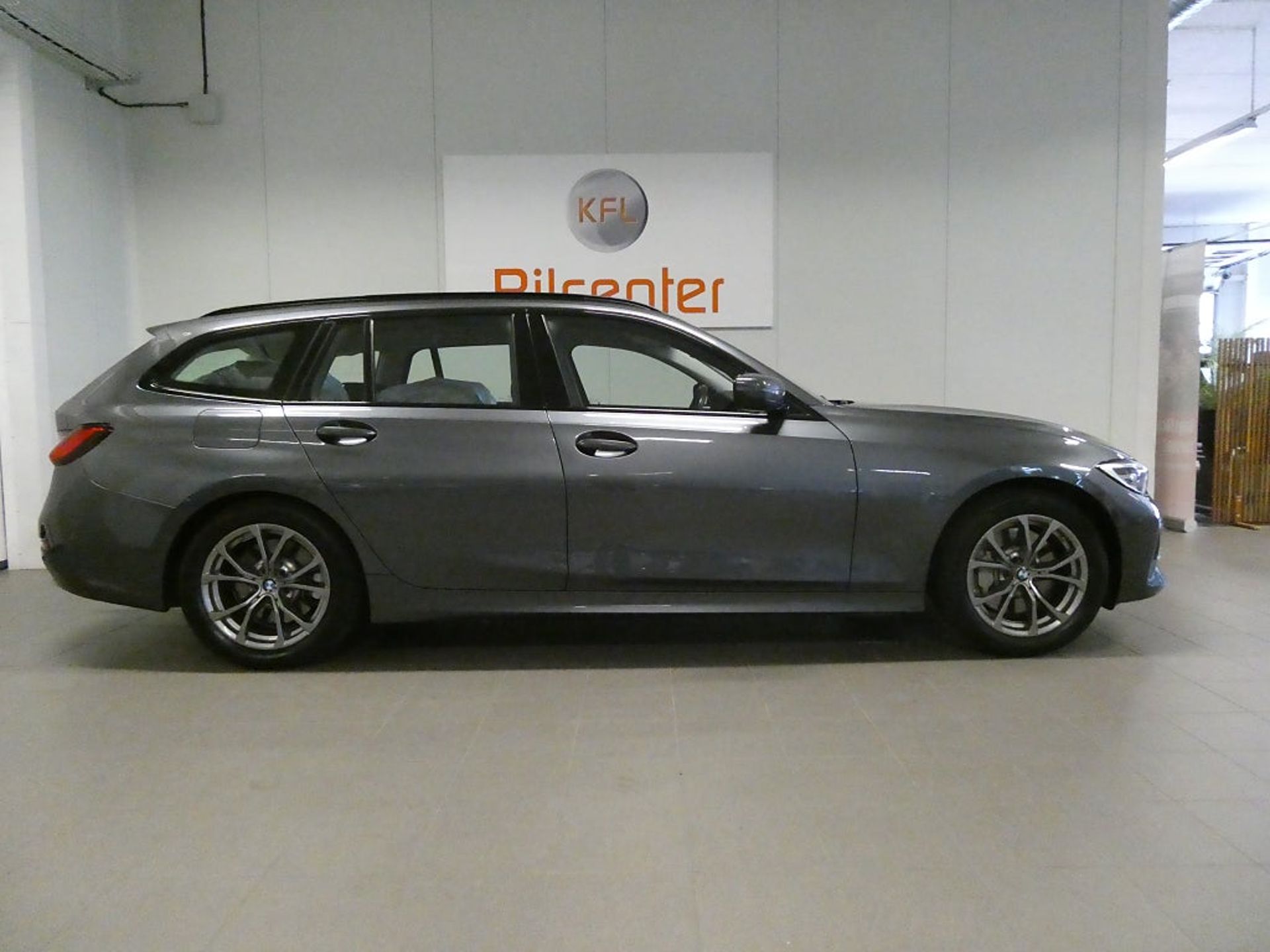 BMW 330 e xDrive 2021, bild 5/27