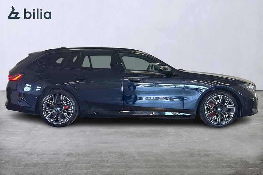 Bild 4 av BMW i5 xDrive40 Touring SE SPEC M Sport PRO/Pano/HuD/B&W/Drag