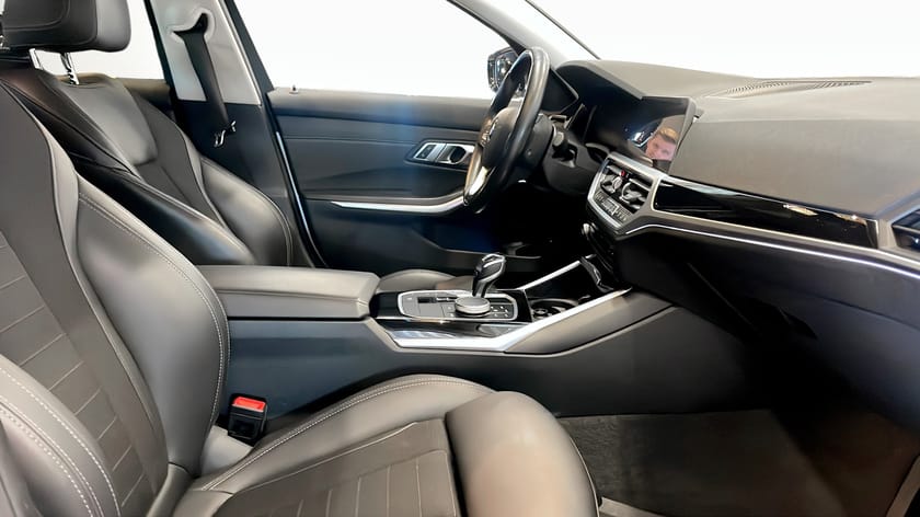 Bild 3 av BMW 330e xDrive Touring