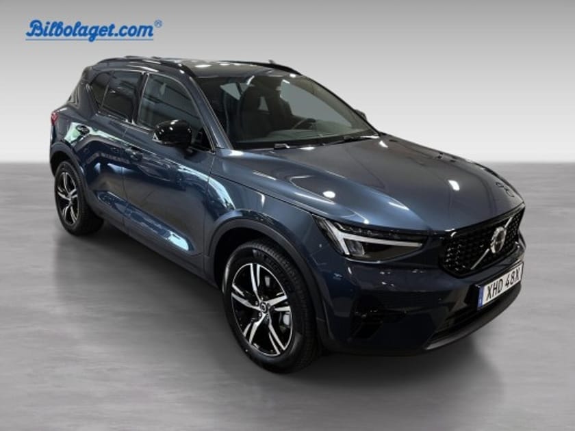 Bild 3 av Volvo XC40 B4 FWD Bensin Plus Dark
