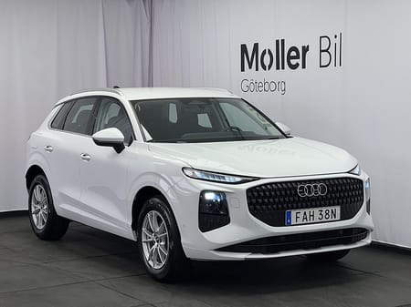 Audi Q3 Proline 150HK Värmare/Drag/B-kamera/Audi Sound