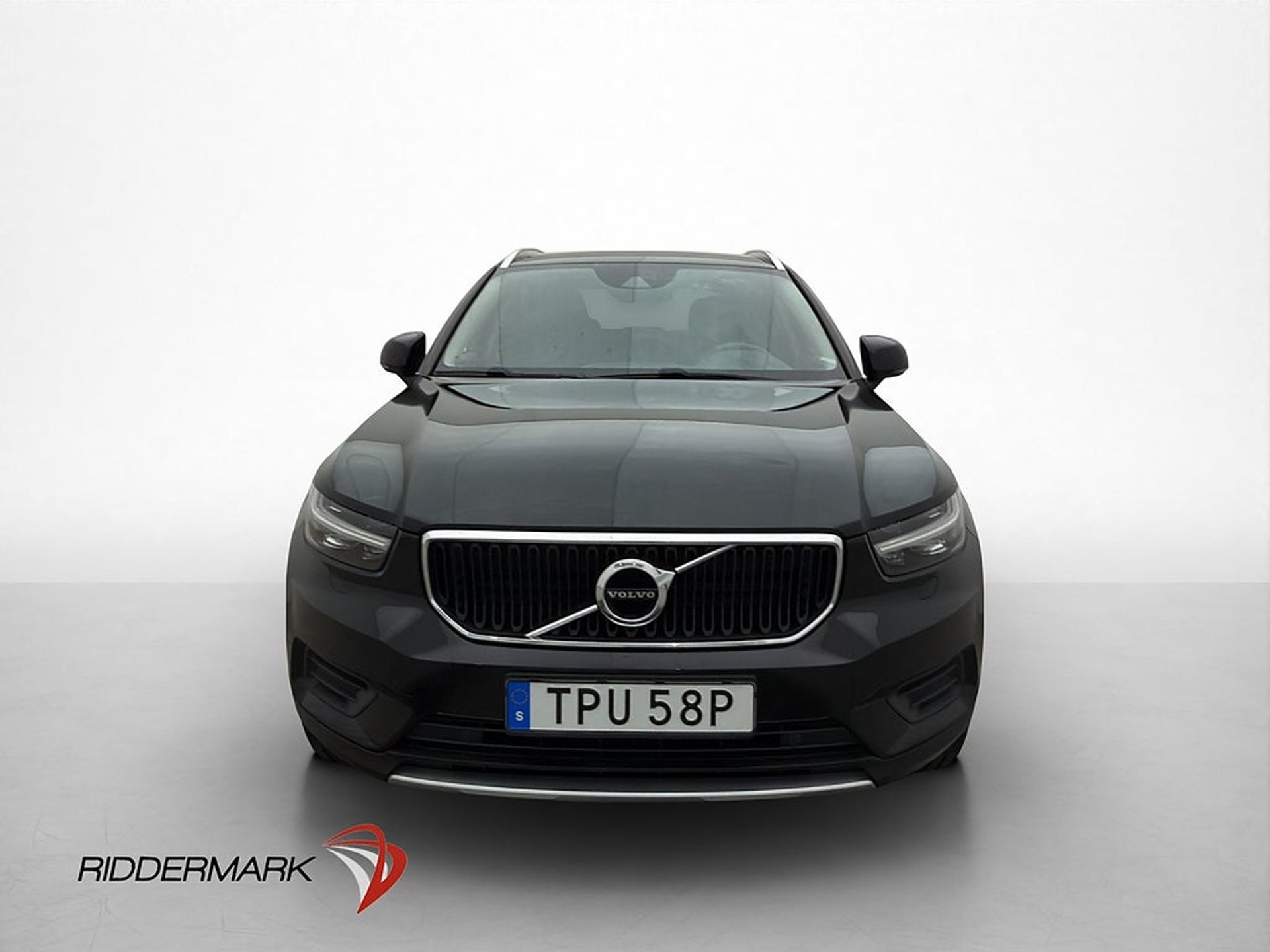 Volvo XC40 2020, photo 2/10