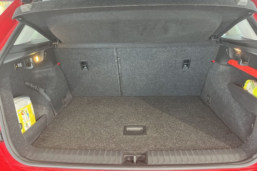 Bild 5 av Škoda Kamiq STYLE 1,0 TSI 115 DSG, Drag, Backkamera