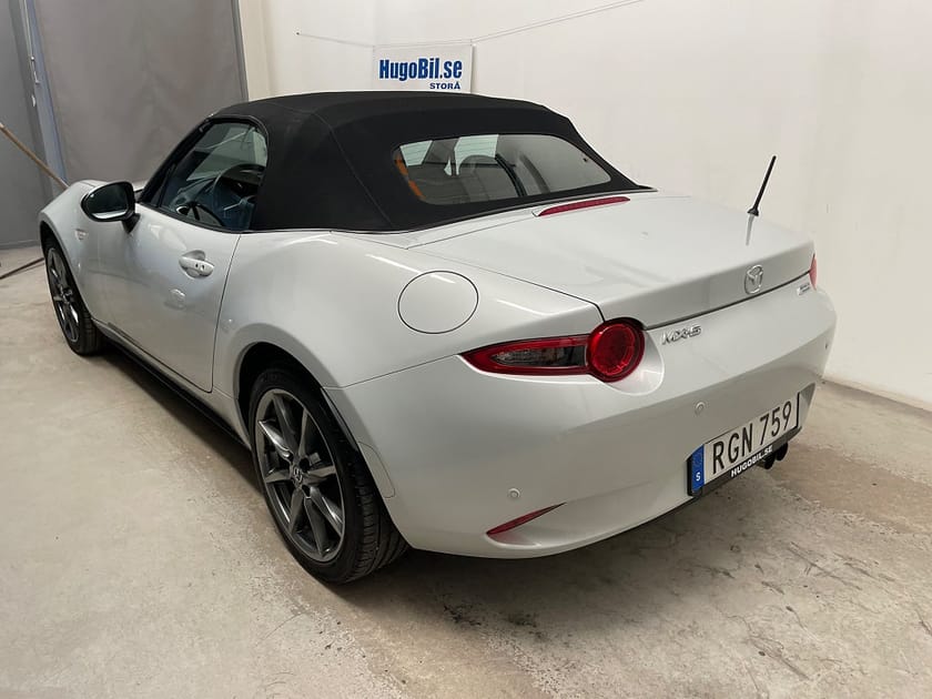 Bild 5 av Mazda MX-5 2.0 SKYACTIV-G Cab 160hk - RECARO - BOSE - NAVI -