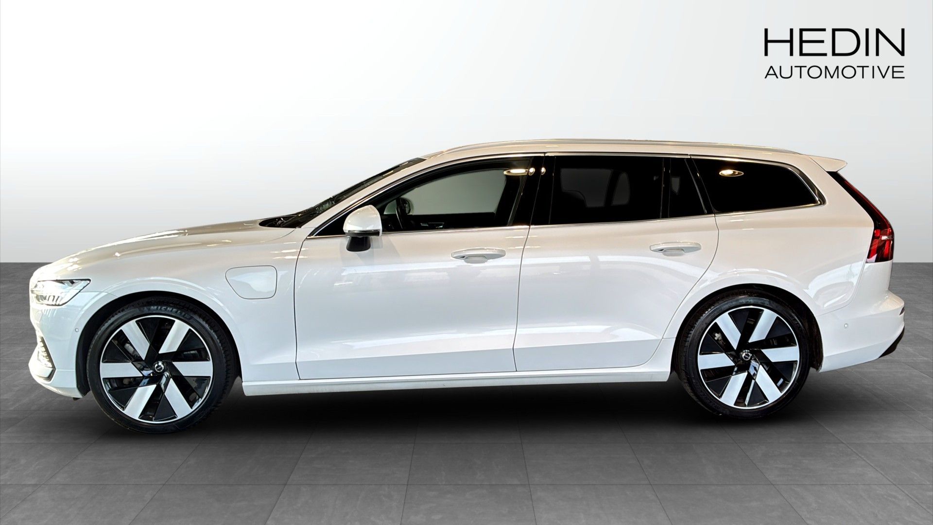 Volvo V60 2025, bild 3/9