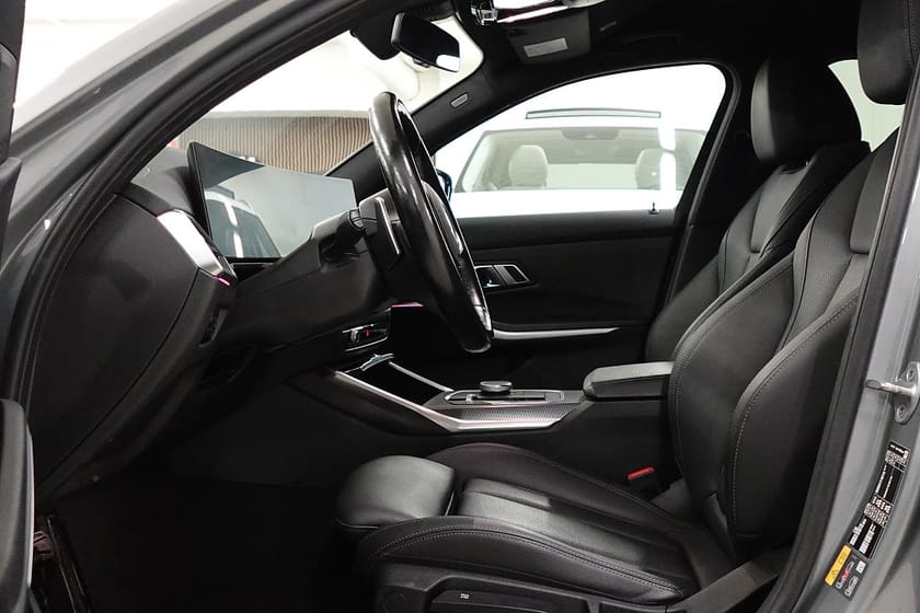 Bild 4 av BMW 330e xDrive Touring