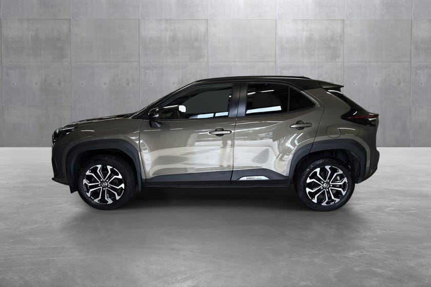 Bilde 2 av Toyota Yaris Cross Hybrid AWD-i 1.5 Bensin Automat Active Tech