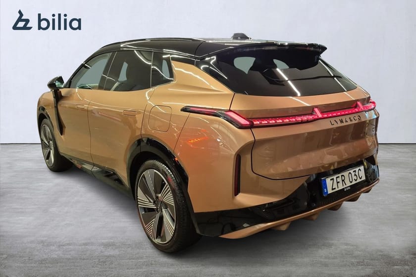 Bild 2 av Lynk & Co 08 PHEV More