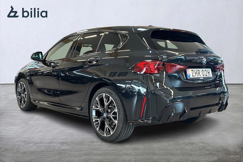 Bild 2 av BMW 120 M Sport H/K Premium Comfort Access Navi Kamera