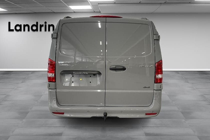 Bild 5 av Mercedes-Benz Vito 116 CDI 4x4 3.0t Skåp Lång SELECT
