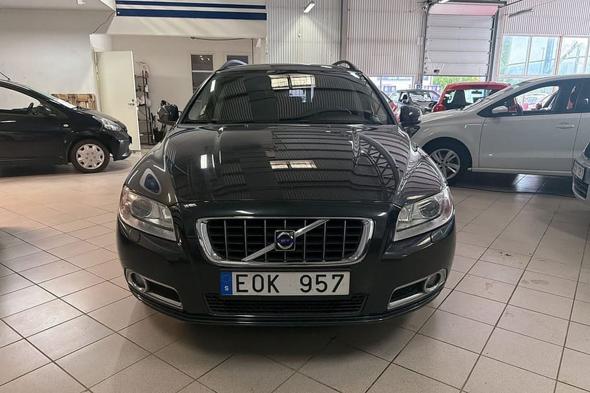 Bild 3 av Volvo V70 2.5 FT Polestar Momentum /DRAG /VÄRM /SUPERDEAL fr3,95%