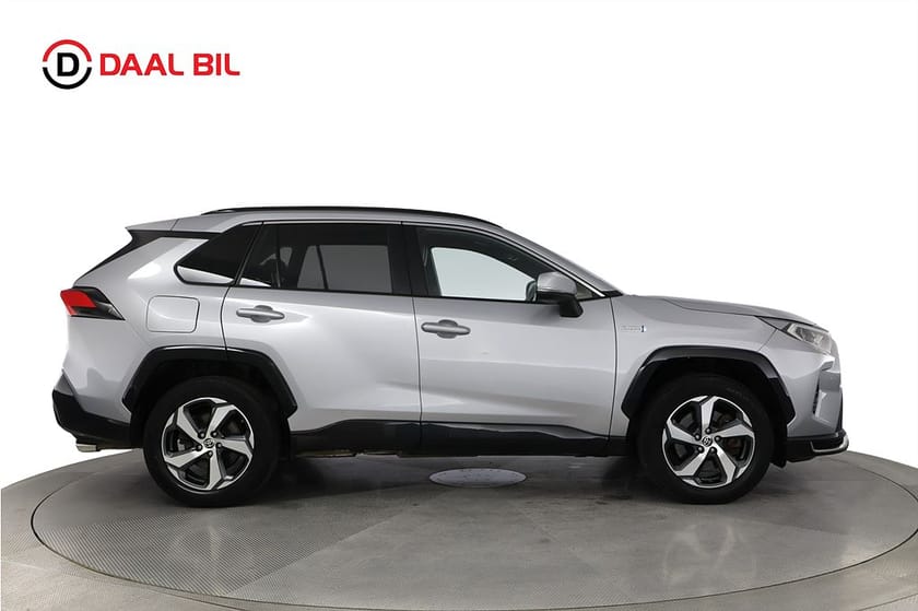 Bild 5 av Toyota RAV4 Laddhybrid PLUG-IN HYBRID E-CVT 306HK X-EDITION DRAGKROK B-KAMERA