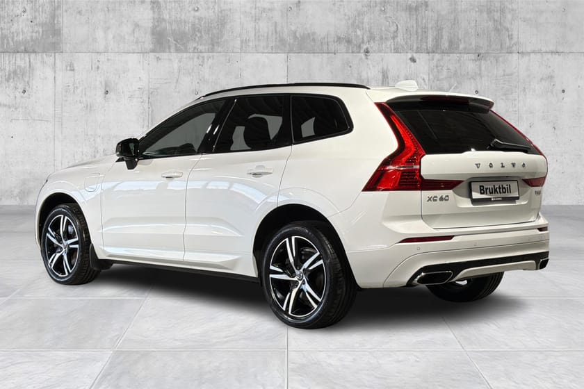 Bilde 3 av Volvo XC60 T8 R-Design / Krok / Harman Kardon / Panorama / Skinn