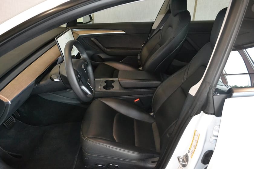 Bild 4 av Tesla Model 3 Standard Range RWD Panorama V-Hjul 283hk