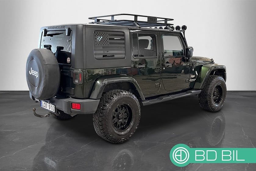 Bild 4 av Jeep Wrangler Unlimited 3.8 V6 4WD MUDDERS ROOFRACK SV-SÅLD