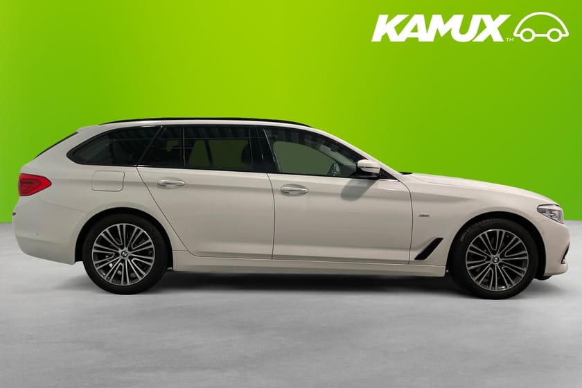 Bild 2 av BMW 520d Touring Sport line GRILL PÅ KÖPET! Backkamera Navi Drag Värmare 190hk