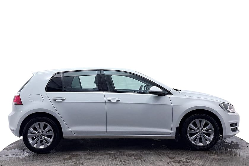 Bild 5 av Volkswagen Golf 5-dörr 1.2 TSI Aut Kamera AppConnect AdaptivFH 110hk