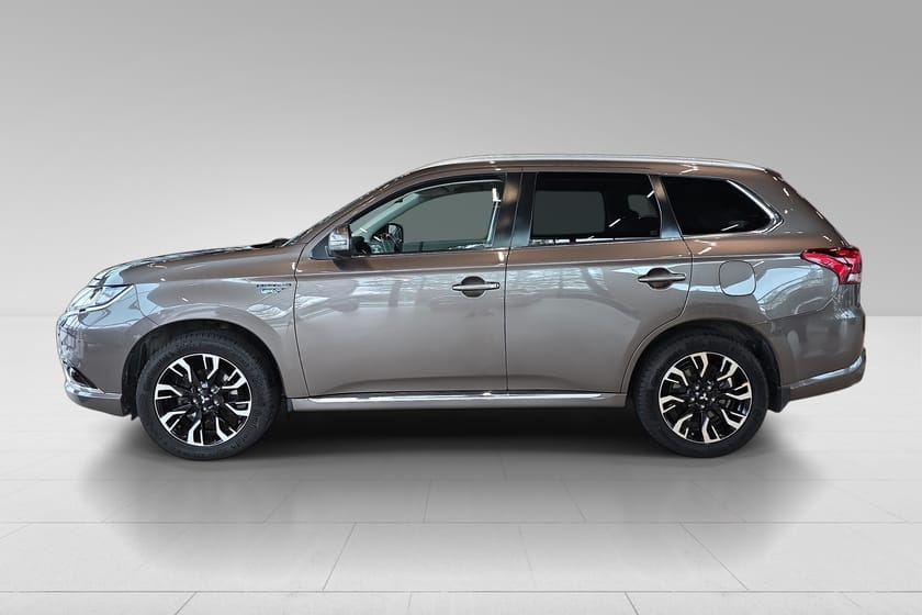 Bilde 2 av Mitsubishi Outlander PHEV Instyle+, PHEV, Awd, Lav km, Hengerfeste