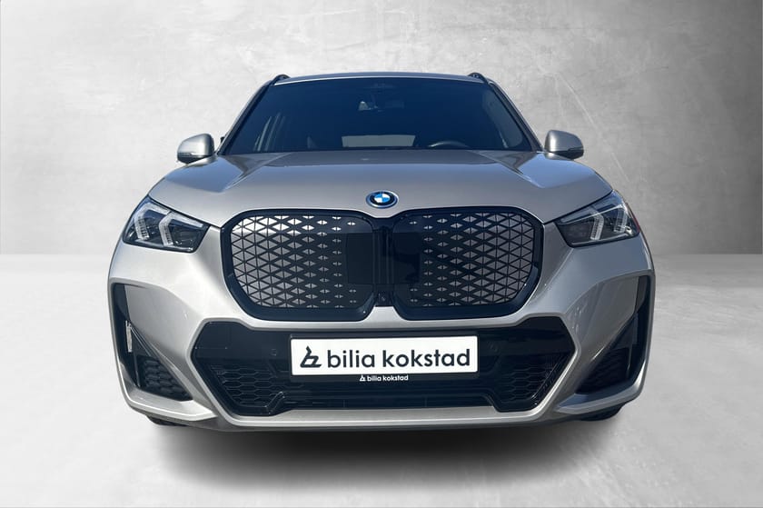 Bilde 2 av BMW iX1 xDrive30 M-Sport/ACC/Harman Kardon/Krok/HUD/S+V