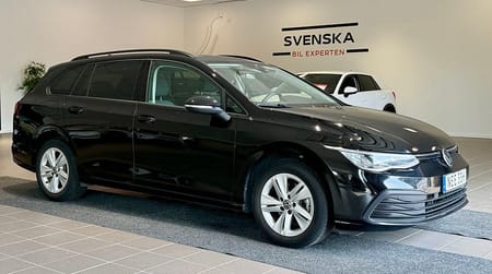 Volkswagen Golf Sportscombi SC 1.5 eTSI 150hk MHEV/Drag/P-Värmare/kamera/Adaptiv-F