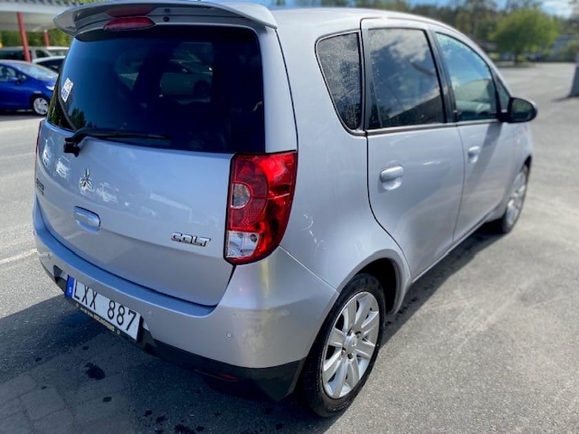 Bild 3 av Mitsubishi Colt – AS&G, endast 9000 mil, 1 ägare