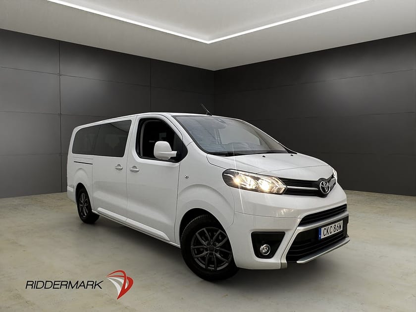 Bild 1 av Toyota Proace Verso proace-verso Extra Lång Värm PDC CARPLAY 9-Sits Moms
