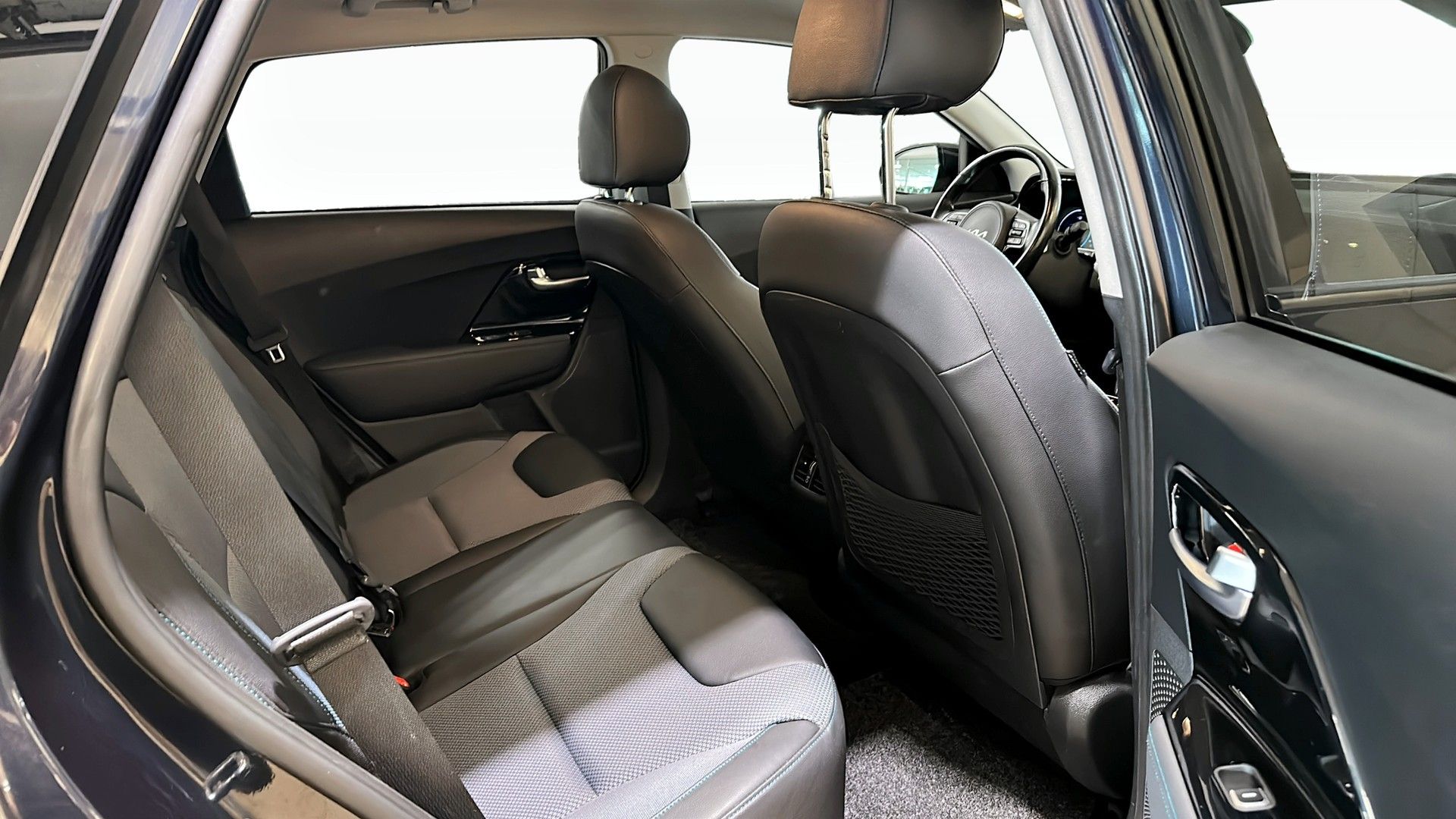 Kia e-Niro E-ADVANCE 2022, photo 5/22