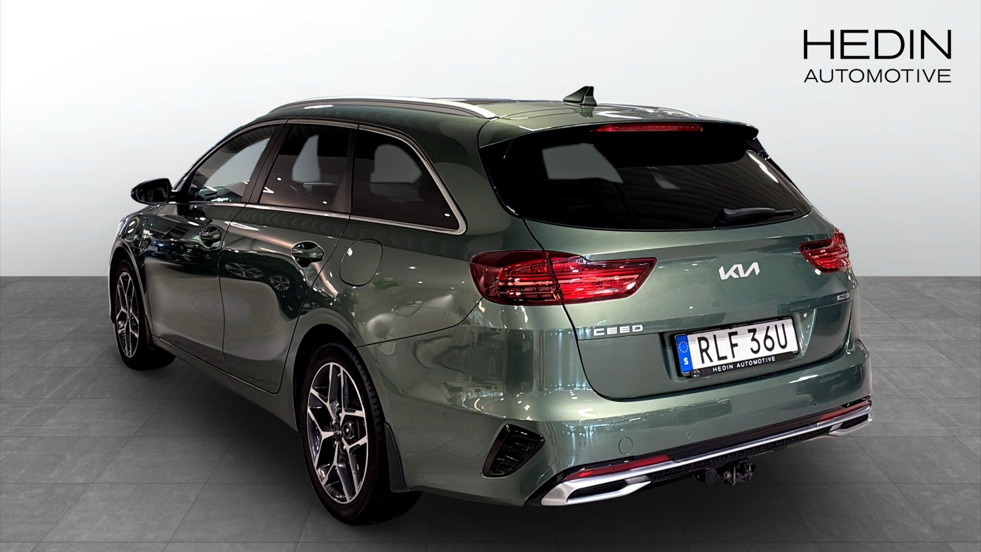 Kia Ceed Sportswagon Plug-in Hybrid 2024, photo 6/10