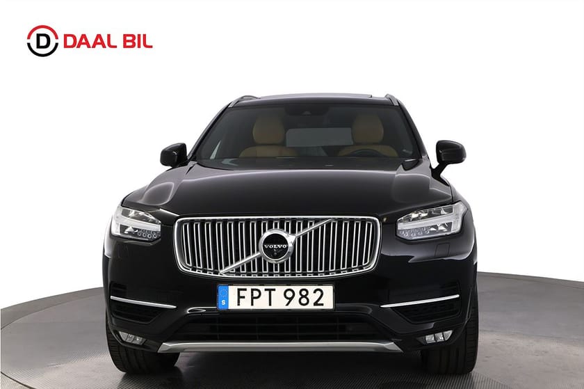 Bild 2 av Volvo XC90 D5 AWD 235HK FIRST EDITION 7-SITS LUFTFJ B&W® 360°