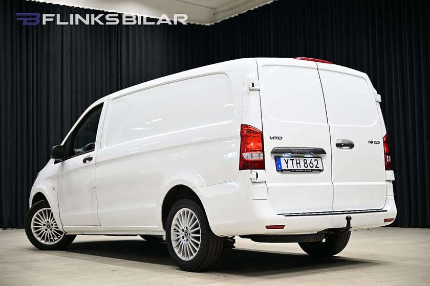 Bild 5 av Mercedes-Benz Vito 116 CDI 3.2t 7G+ 163HK Lång|Automat|Nedlackad|Drag|Värmare
