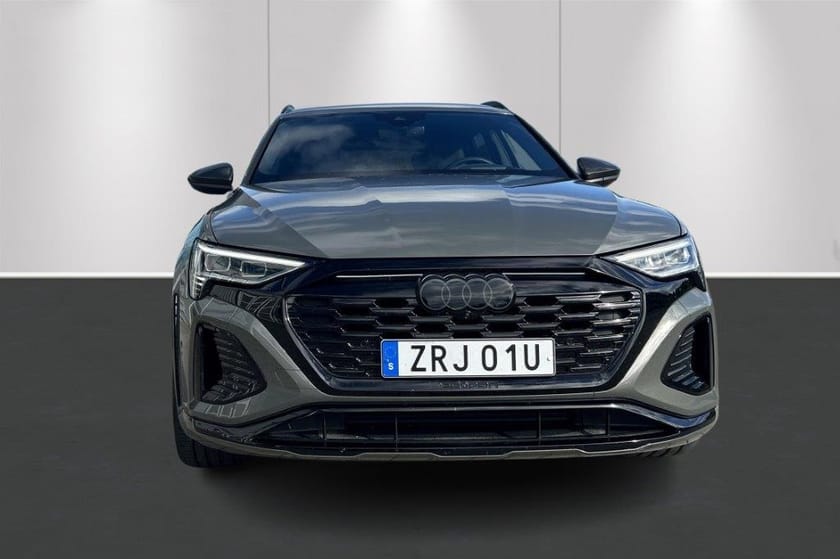Bild 2 av Audi SQ8 e-tron quattro 