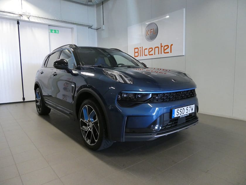 Bild 2 av Lynk & Co 01 PHEV DCT Aut-Kamera-Värmare-Panorama-Navigation-SoV