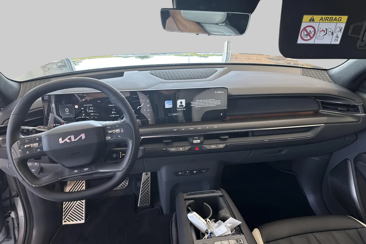 picture of a car