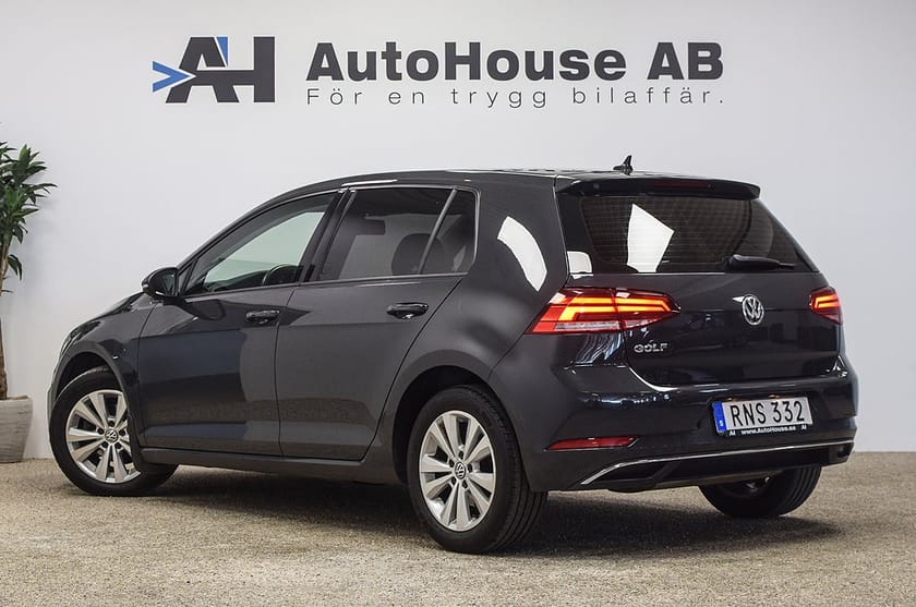 Bild 2 av Volkswagen Golf 5-dörrar 1.0 TSI Radarfarthållare CarPlay Sensorer
